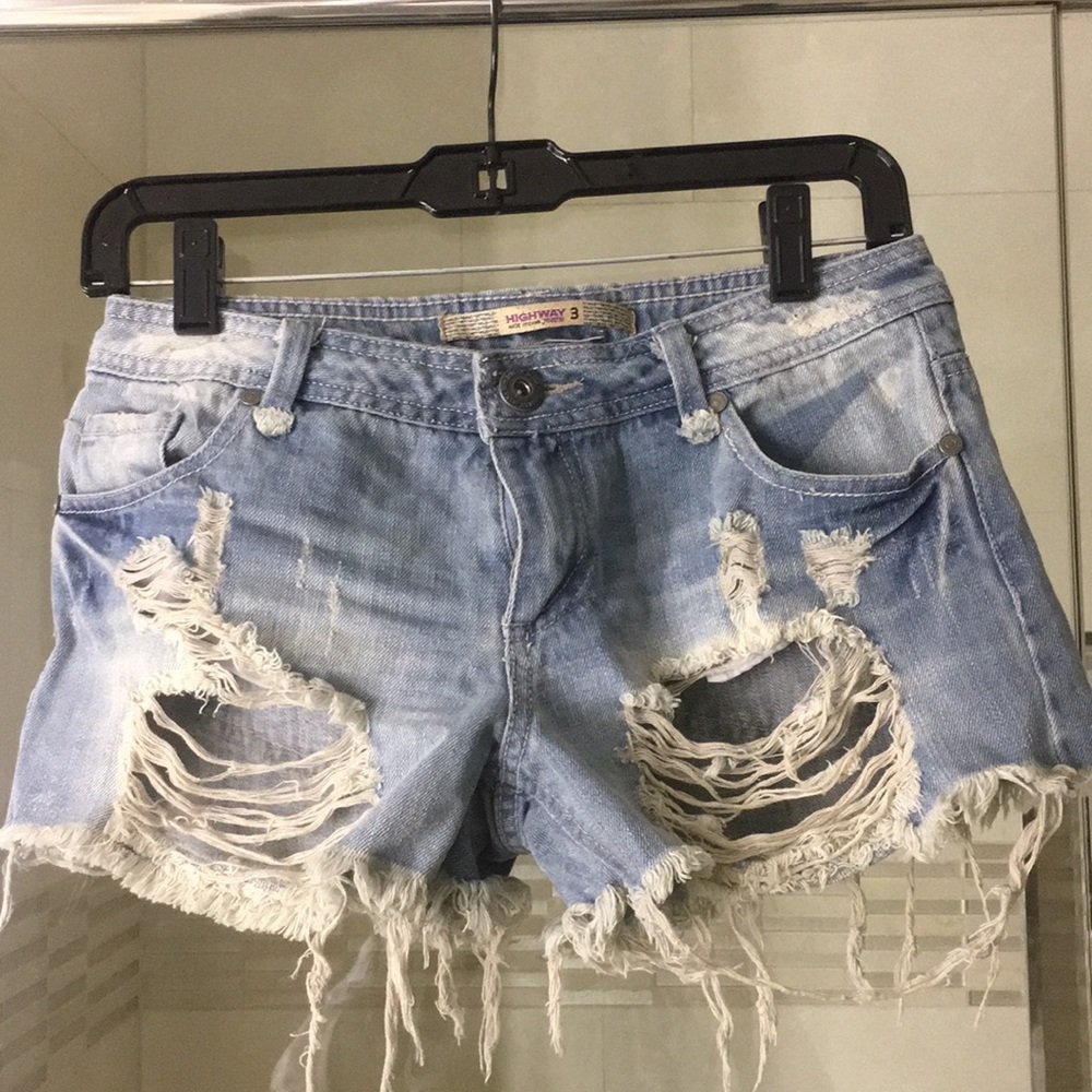 Highway jeans shorts sz 3